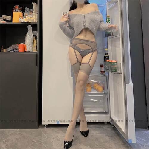 吊带丝袜四件套夫妻行房美式