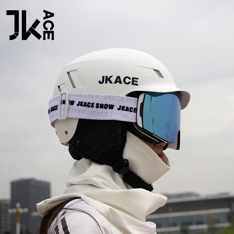 JKACE滑雪头盔滑雪装备适配雪镜
