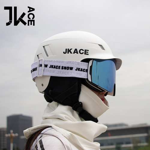 JKACE滑雪头盔滑雪装备适配雪镜