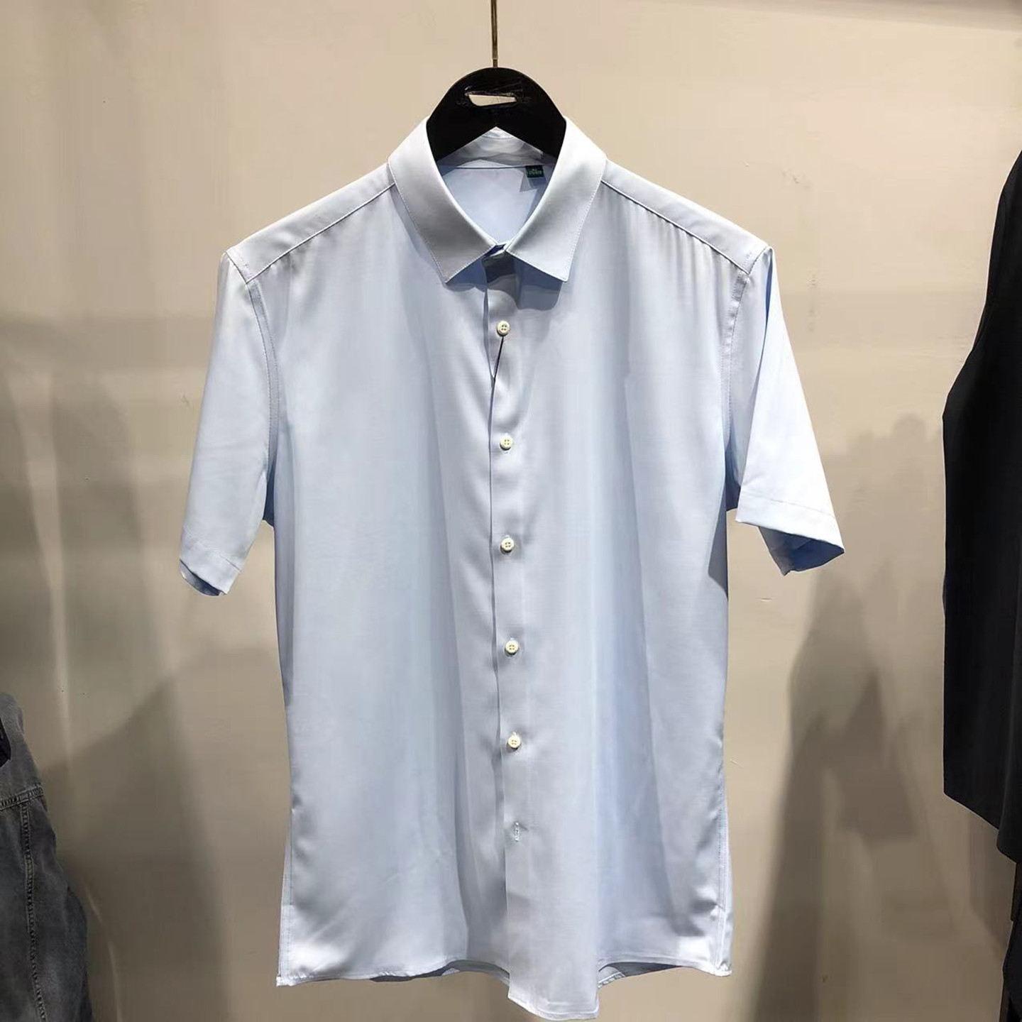 正品大牌！男装品牌！短袖衬衫尖领纯色商务修身速干男款浅蓝衬衣