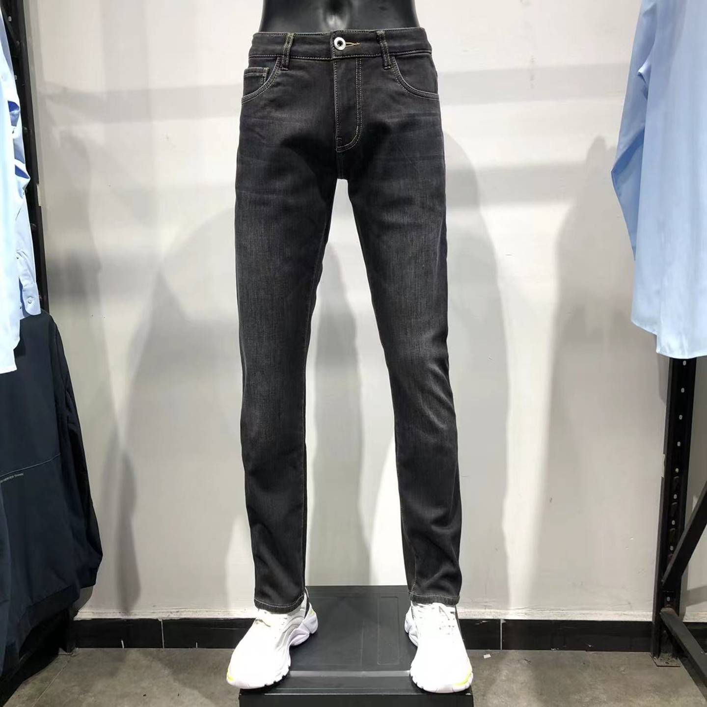 JJ家！秋冬季厚款加绒加厚牛仔裤