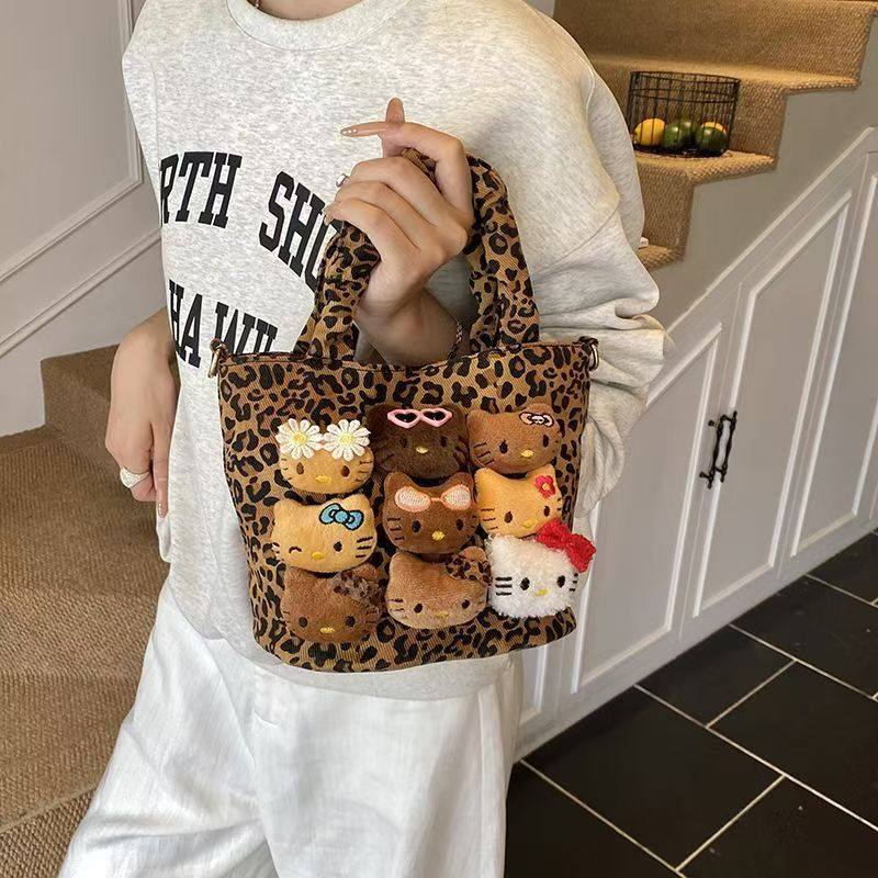 新款秋冬小豹纹流行百搭单肩斜挎包可爱卡通猫咪时尚手提水桶包,箱包皮具/热销女包/男包,水桶包,淘宝优惠券,粉丝福利购,淘宝优惠卷