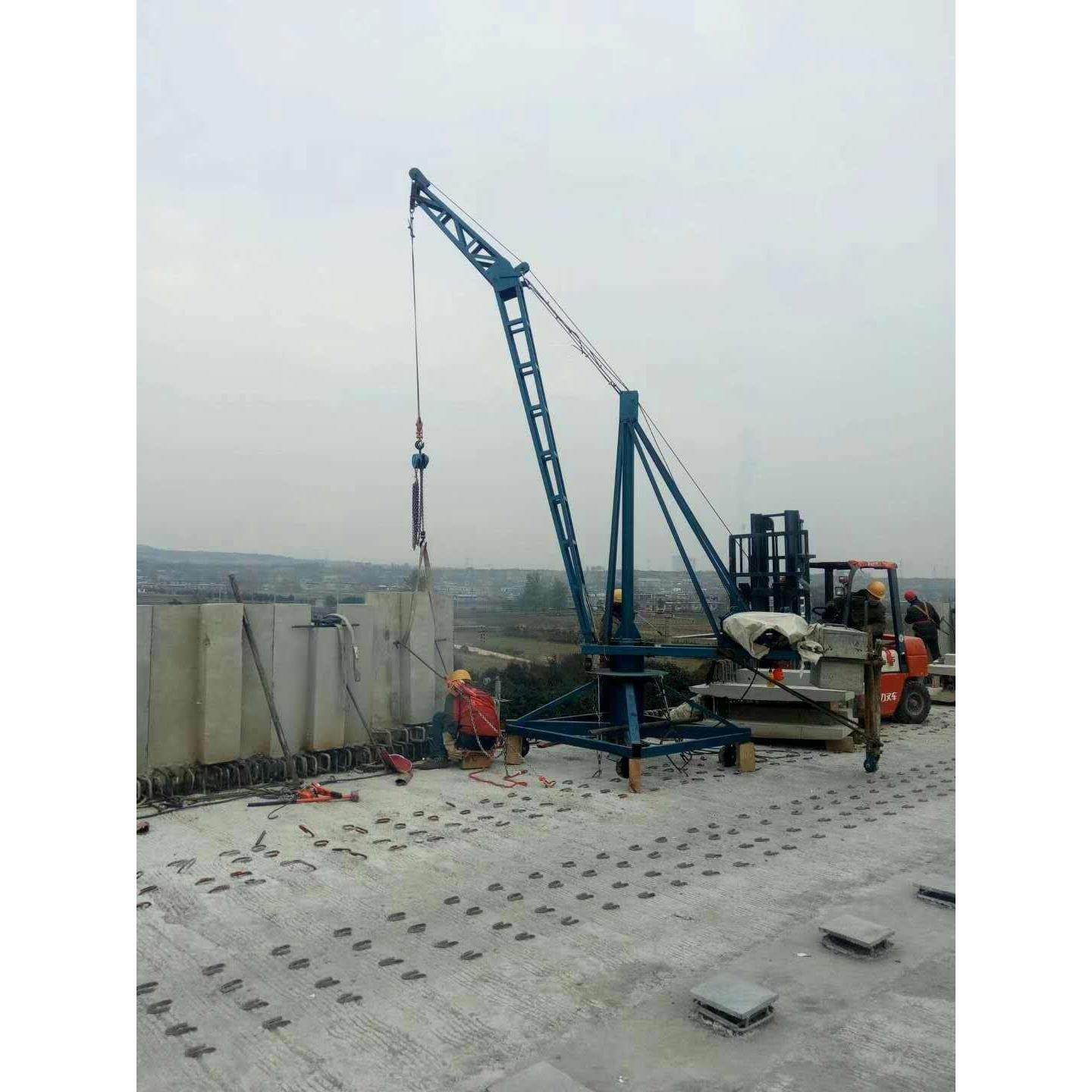 供应楼顶拆架搭建钢结构用移动式小型吊运机移动式简易吊机