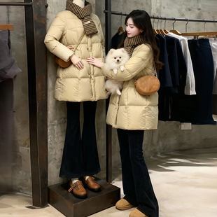 300斤特大码女装学院风卡其色保暖棉服女胖mm高级感加厚连帽外套