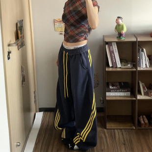 胖mm遮胯显瘦裤 辣妹风撞色条纹阔腿运动卫裤 子女 美式 300斤特大码