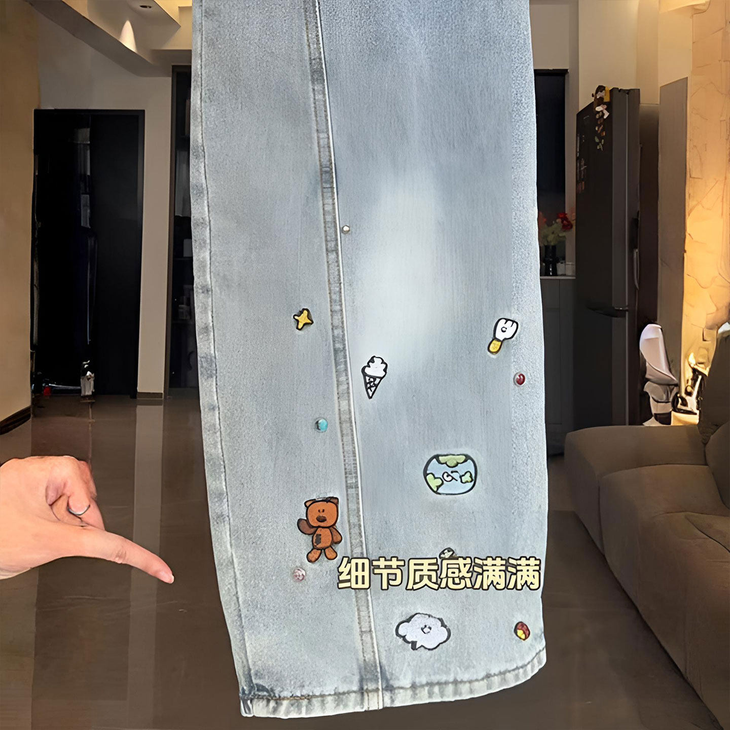 特大码女装胖mm卡通刺绣牛仔裤女梨型身材显瘦不贴腿设计阔腿裤子,女装/女士精品,大码裤装,淘宝优惠券,粉丝福利购,淘宝优惠卷