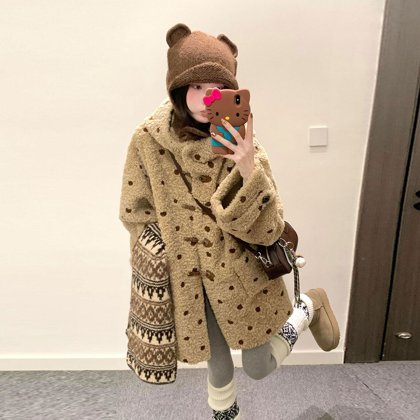 大码女装设计感慵懒风波点棉衣女