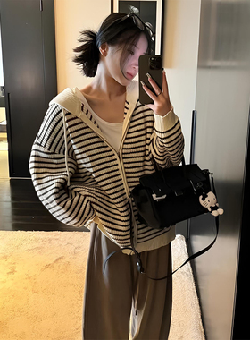 300斤特大码胖mm简约百搭连帽外套女春季新款慵懒风条纹开衫上衣