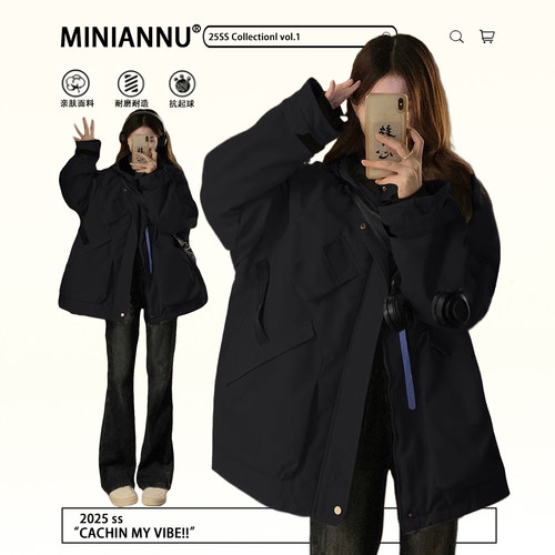 300斤特大码美式设计感冲锋衣女