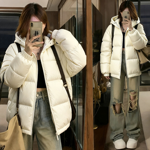 新款 白色减龄百搭连帽棉服女冬季 加厚保暖面包服外套 女装 胖mm大码