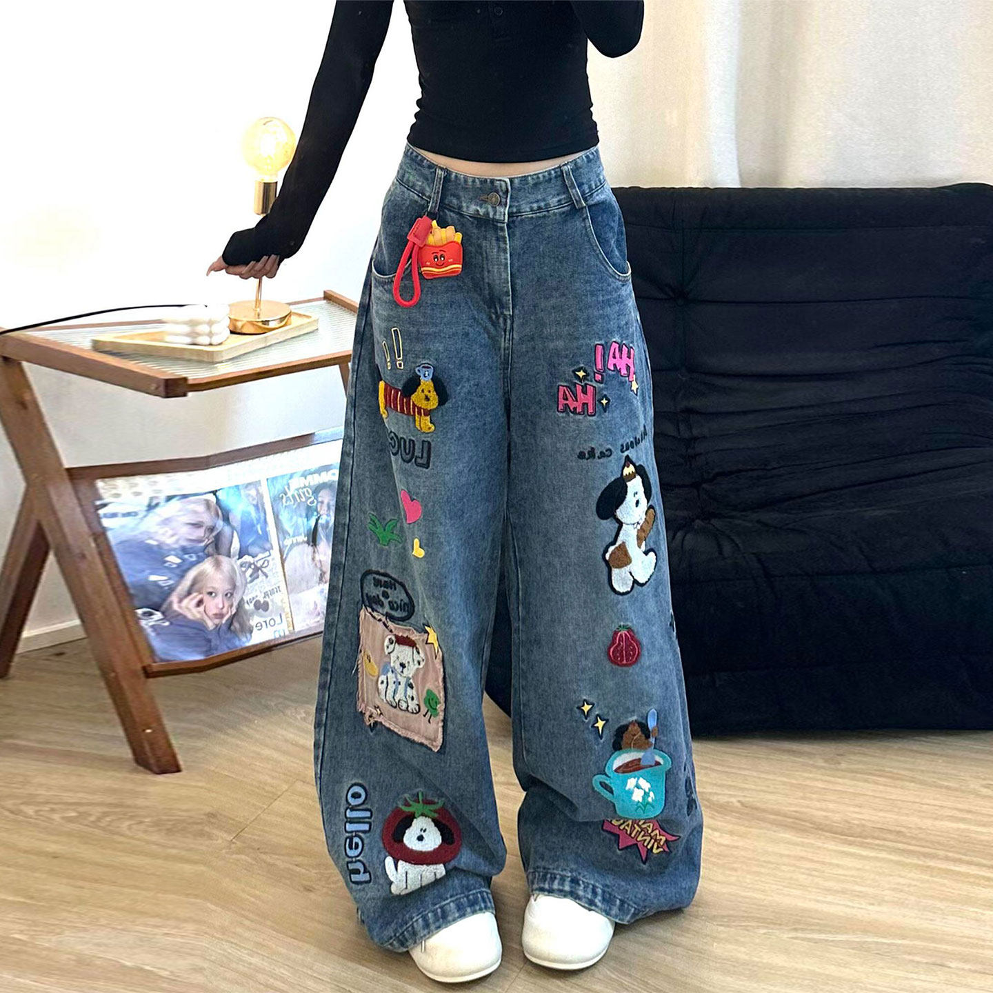 300斤特大码女装蓝色卡通刺绣牛仔裤女胖mm宽松休闲百搭阔腿裤子,女装/女士精品,大码裤装,淘宝优惠券,粉丝福利购,淘宝优惠卷