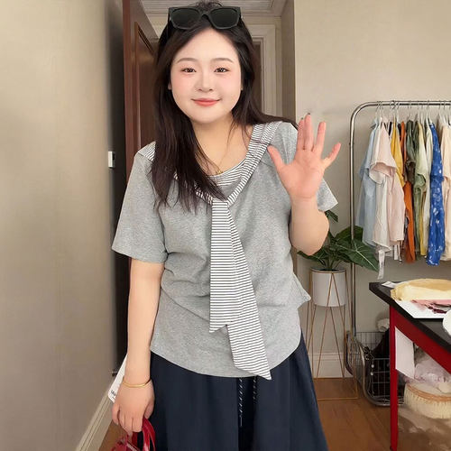大码胖mm时尚休闲减龄条纹短袖女