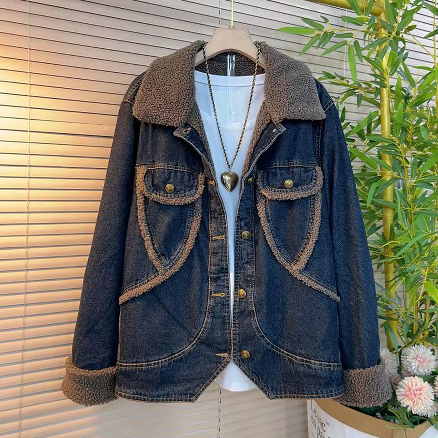 大码女装胖mm宽松显瘦翻领派克服