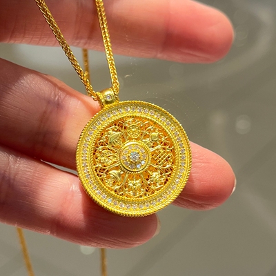 六福珠宝八宝罗盘黄金钻石项链