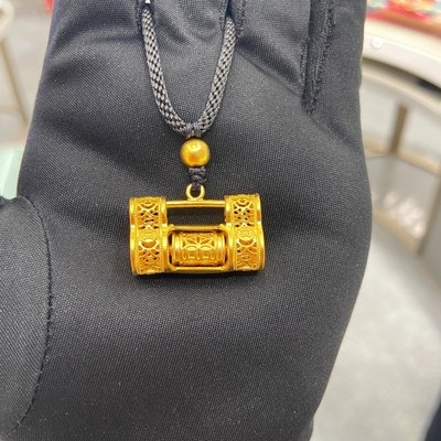 六福珠宝福满传家足金金锁吊坠
