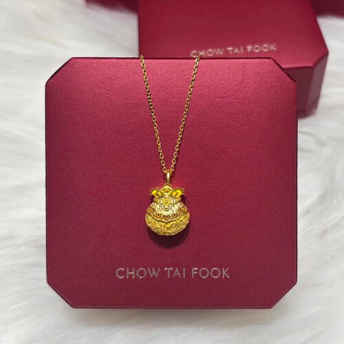 周大福项链代购 传承系列花丝福袋足金黄金套链 招财纳福计价克减