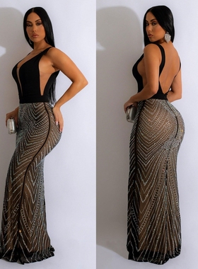 Fashionable V-neck tight dress with straps 吊带V领紧身连衣裙