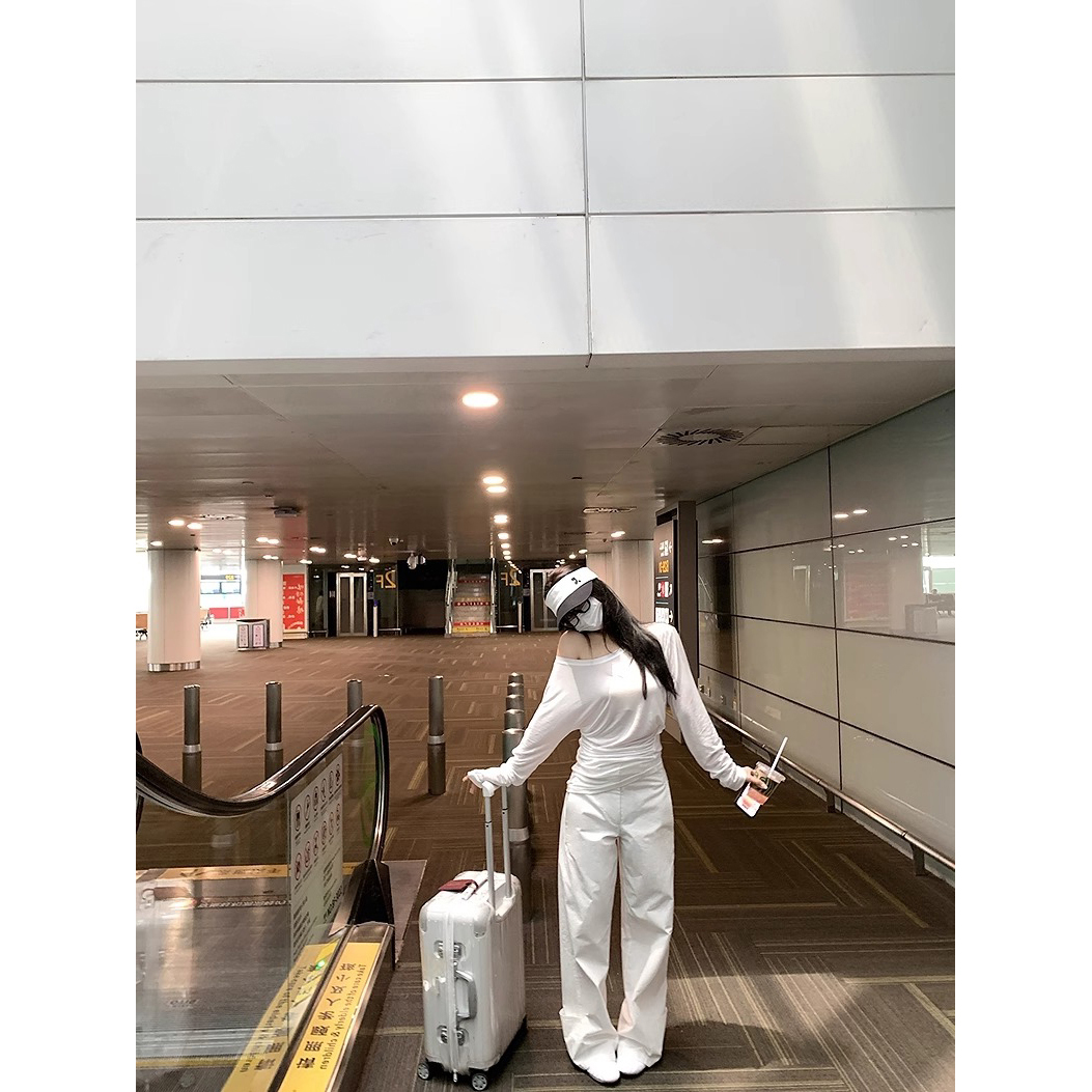 韩系慵懒风白色天丝斜肩长袖T恤女夏新款设计感小众宽松显瘦上衣