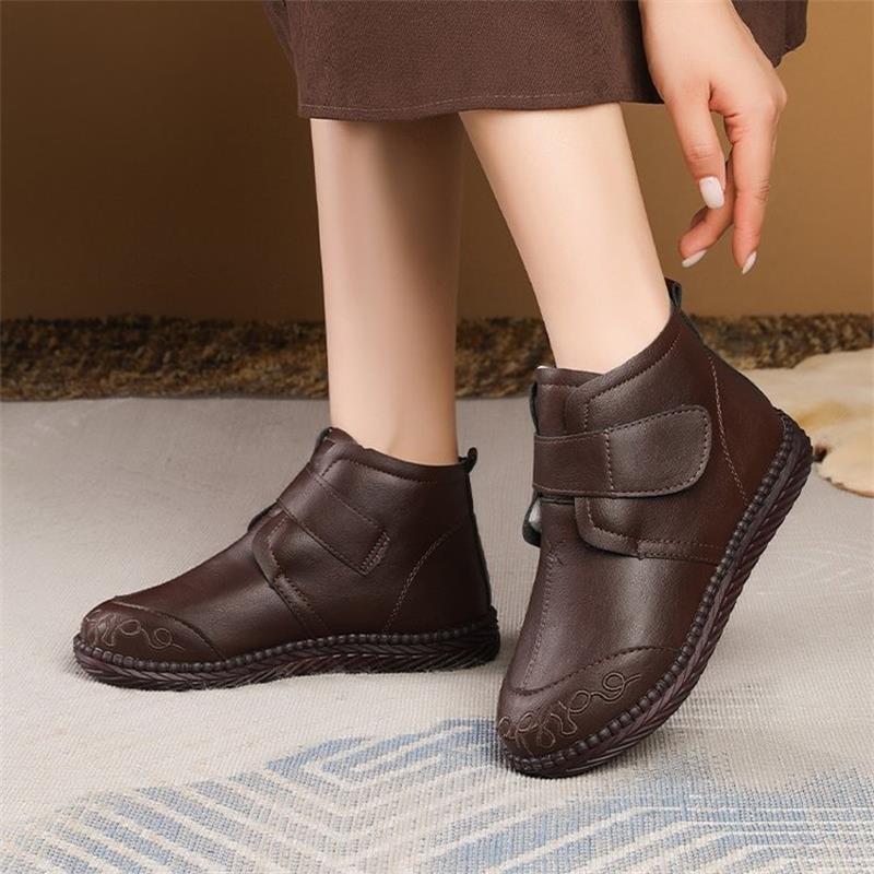 软皮毛毛雪地靴冬季加绒短靴防滑复古中老年妈妈棉鞋保暖