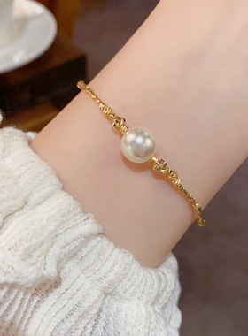 小众时尚气质简约金属珍珠手链女个性轻奢独特百搭设计感手饰