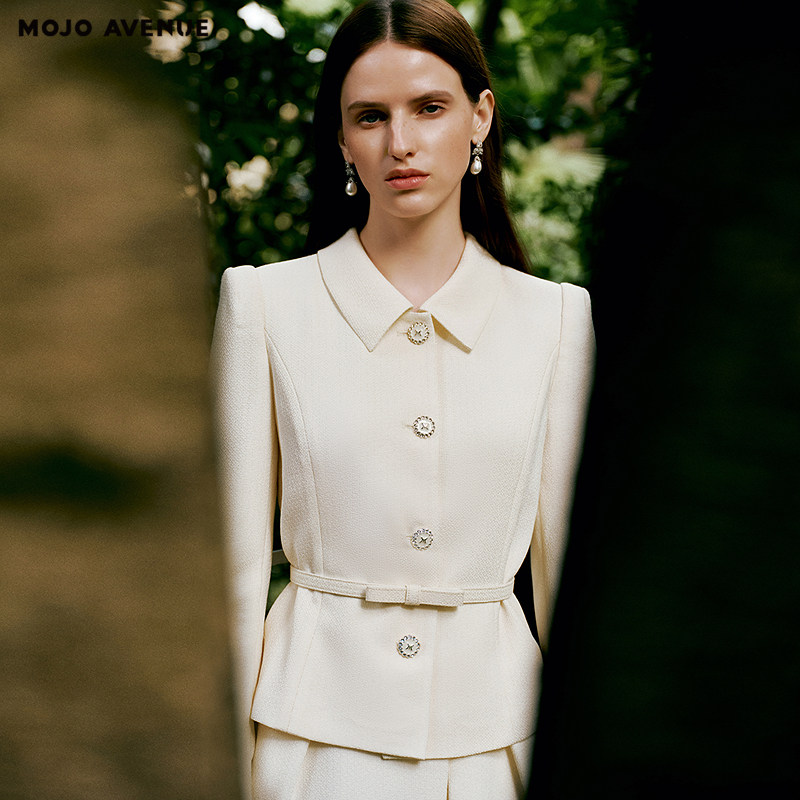 朗姿/MOJO莫佐2026春季新品雅致千金感短外套女翻领收腰米白上衣,女装/女士精品,短外套,淘宝优惠券,粉丝福利购,淘宝优惠卷