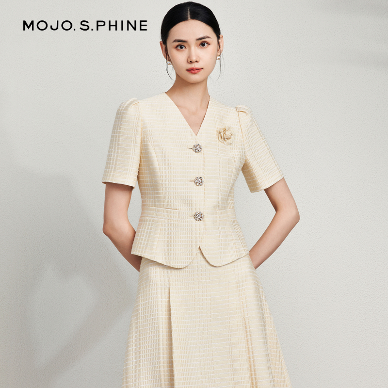 MOJO山茶花浪漫法式小香风短外套