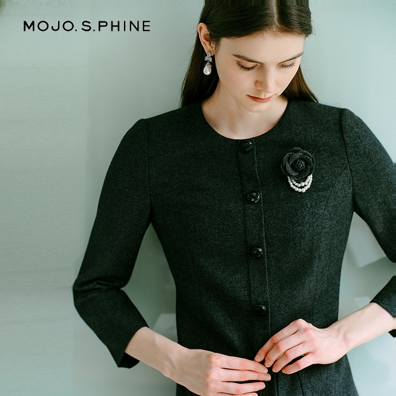 MOJO莫佐2025新款复古优雅小香风连衣裙女秋冬深灰色显瘦通勤短裙