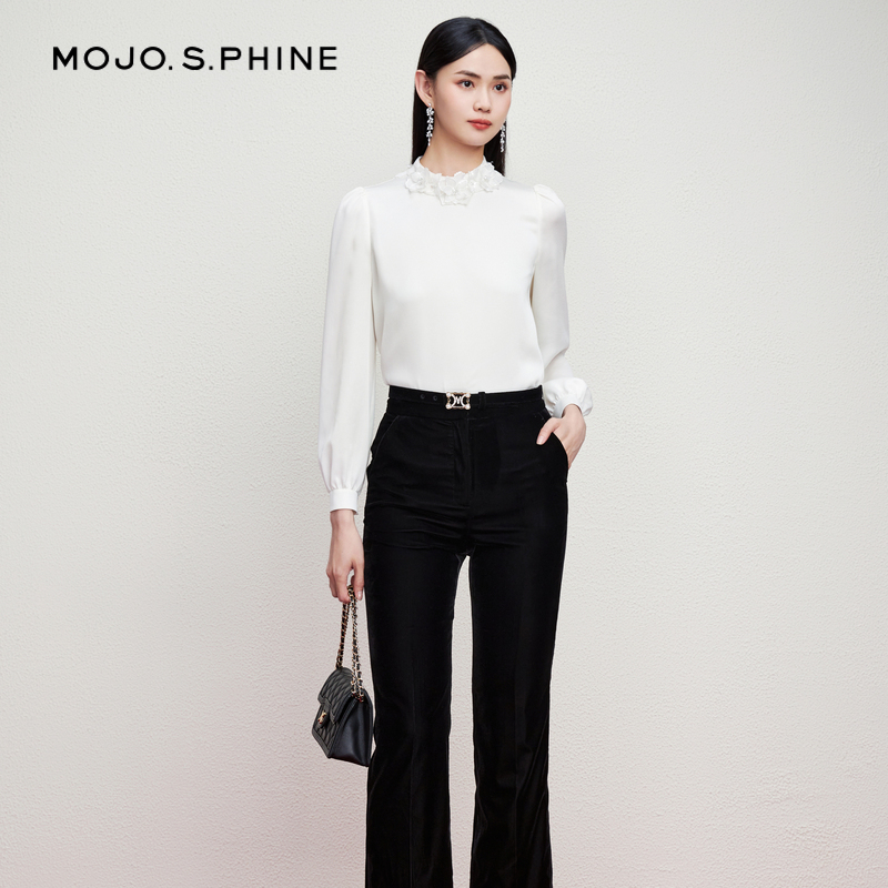MOJO莫佐中高腰微喇叭裤