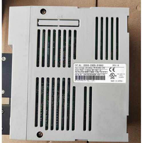 100W伺服电机驱动器 2003-CSD3-01BX2/2004-RZ01BA1AN3 包好