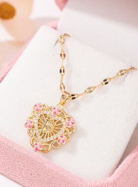 欧美26年新款热卖时尚轻奢26字母玫瑰花吊坠项链潮流珠宝派对送礼