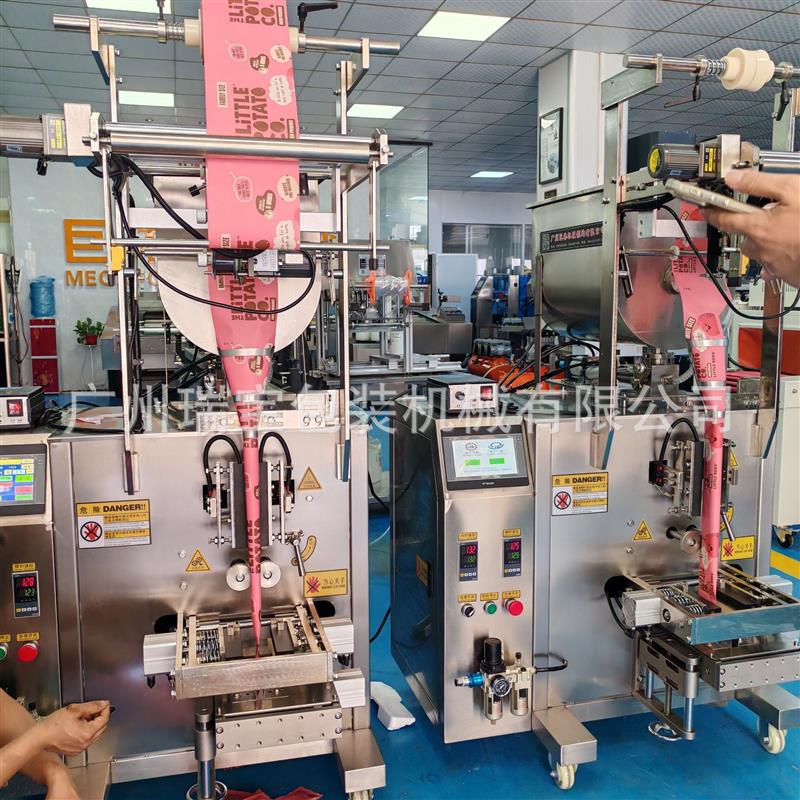 自动包装机液体酱料自动制袋包装辣酱类酱体带搅拌防沉淀好评如潮