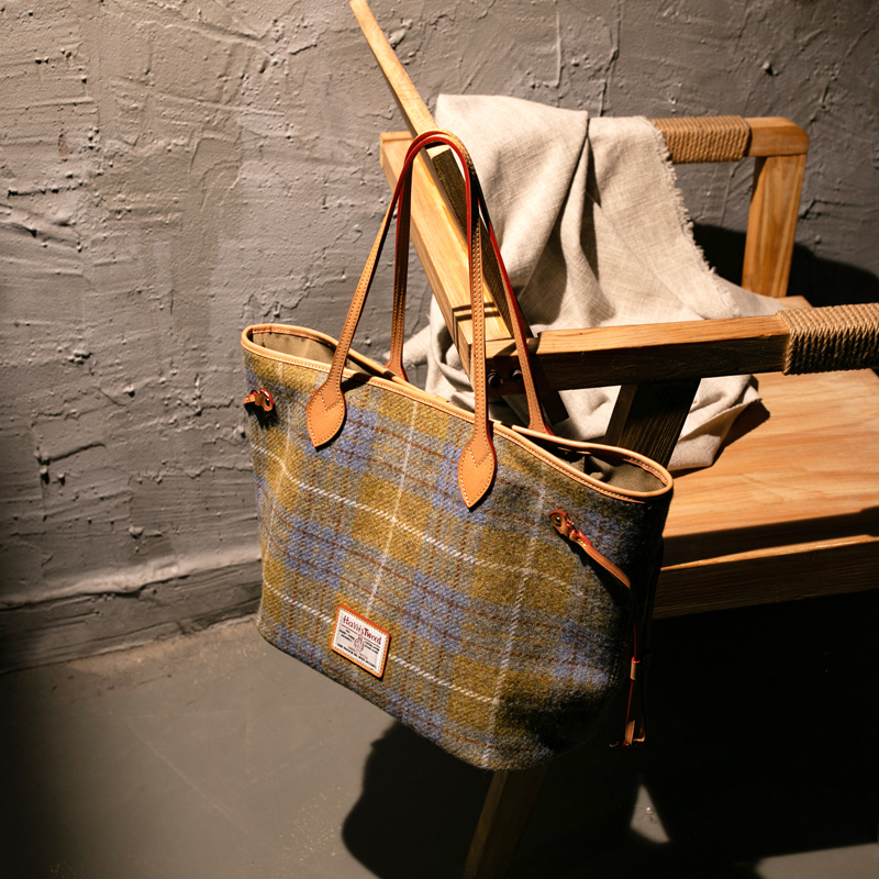 2022新款英伦复古托特包女秋冬