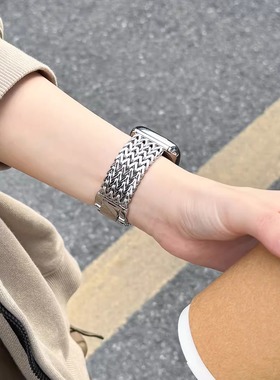 QALUO新款爱心编织不锈钢表带适用apple watchS11/S10代表带iwatch9苹果手表se87654代金属表带41/45mm高级女