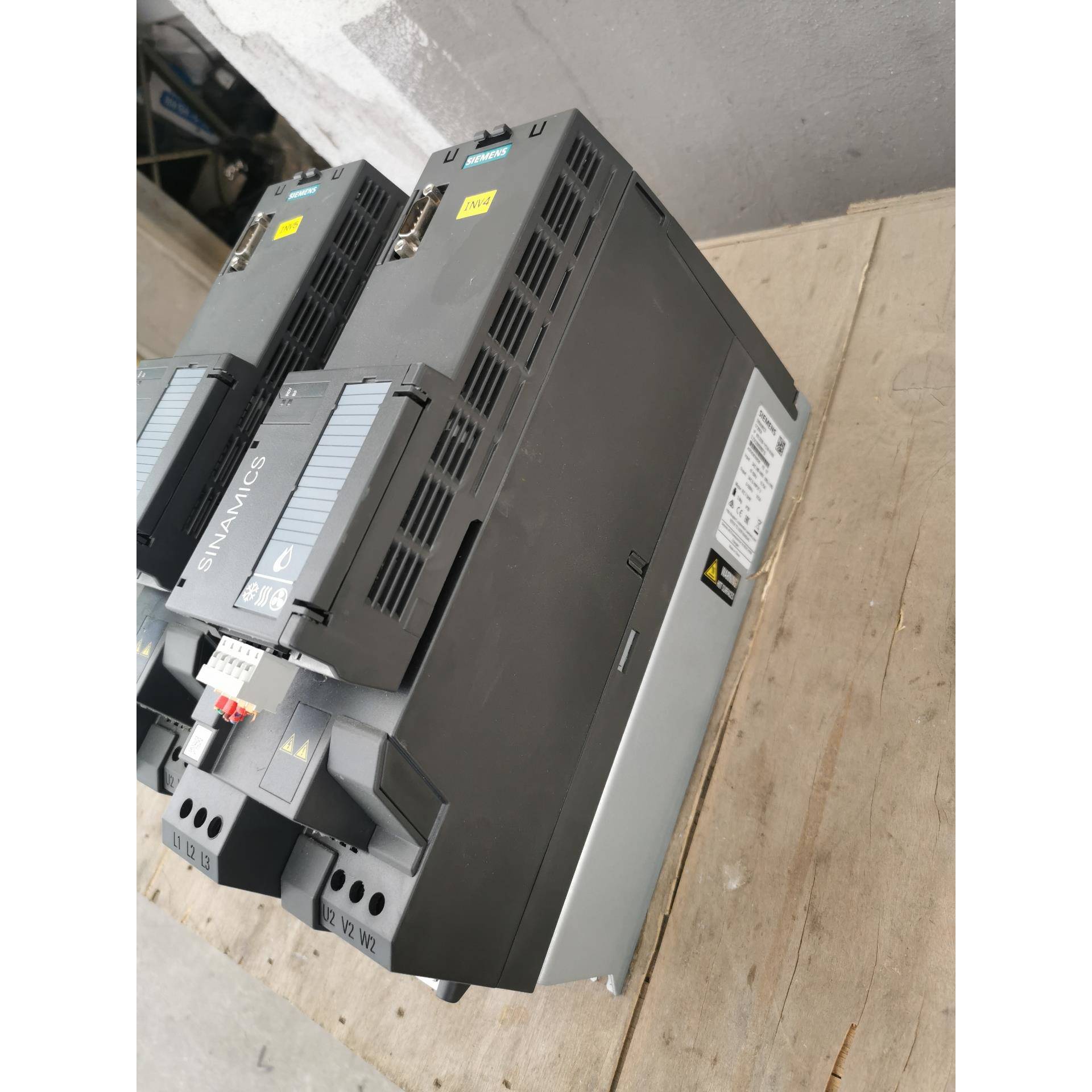 6SL3220-1YD24-0UB0，，包