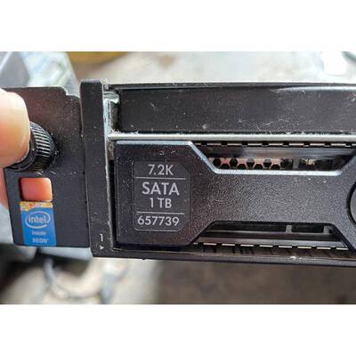 惠普 dl320e gen8 v2公司淘汰下来，自己去拆的，