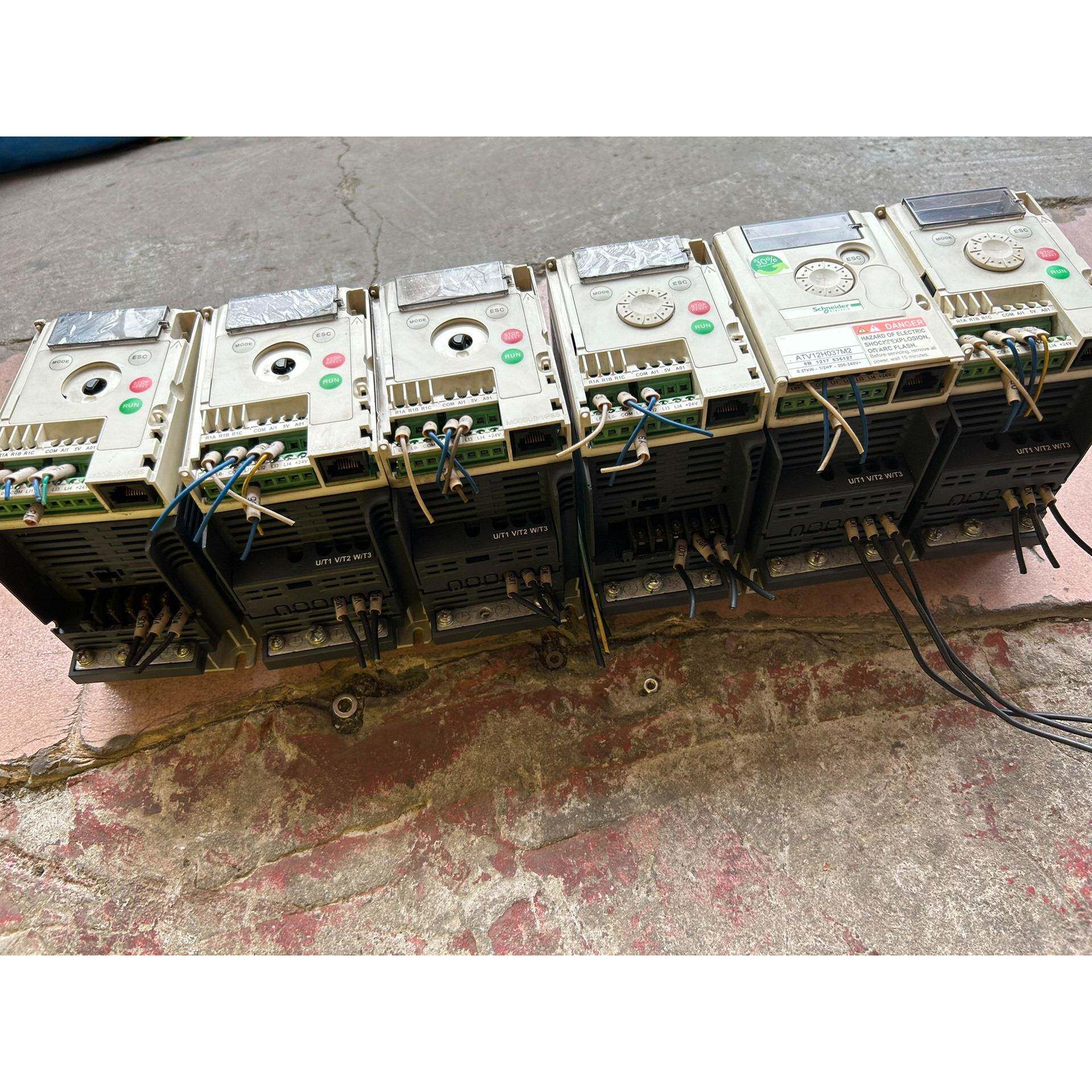 变频器ATV12H037M2 0.37KW 产