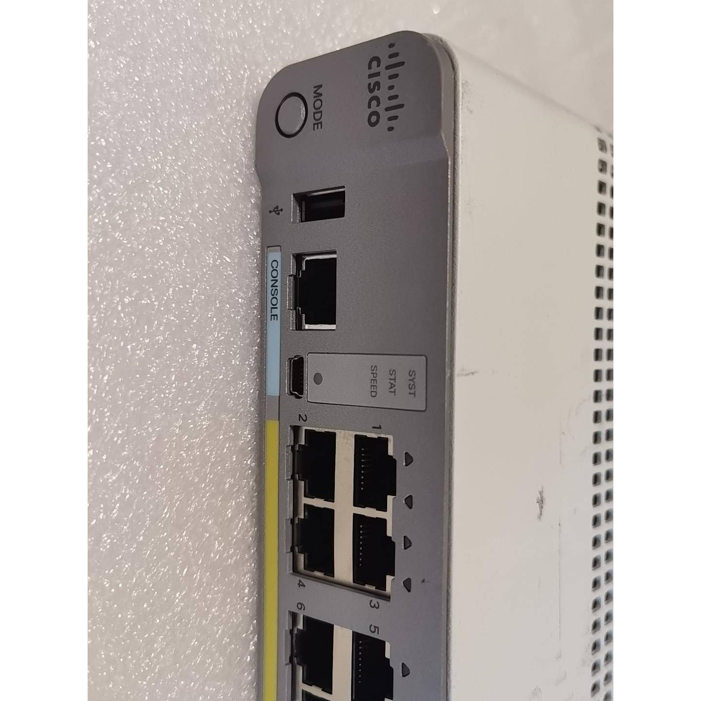 Cisco WS-C2960CX-8TC-L 8口千