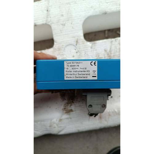 Kistler 5073A211信号放大器 外壳有裂 有变形