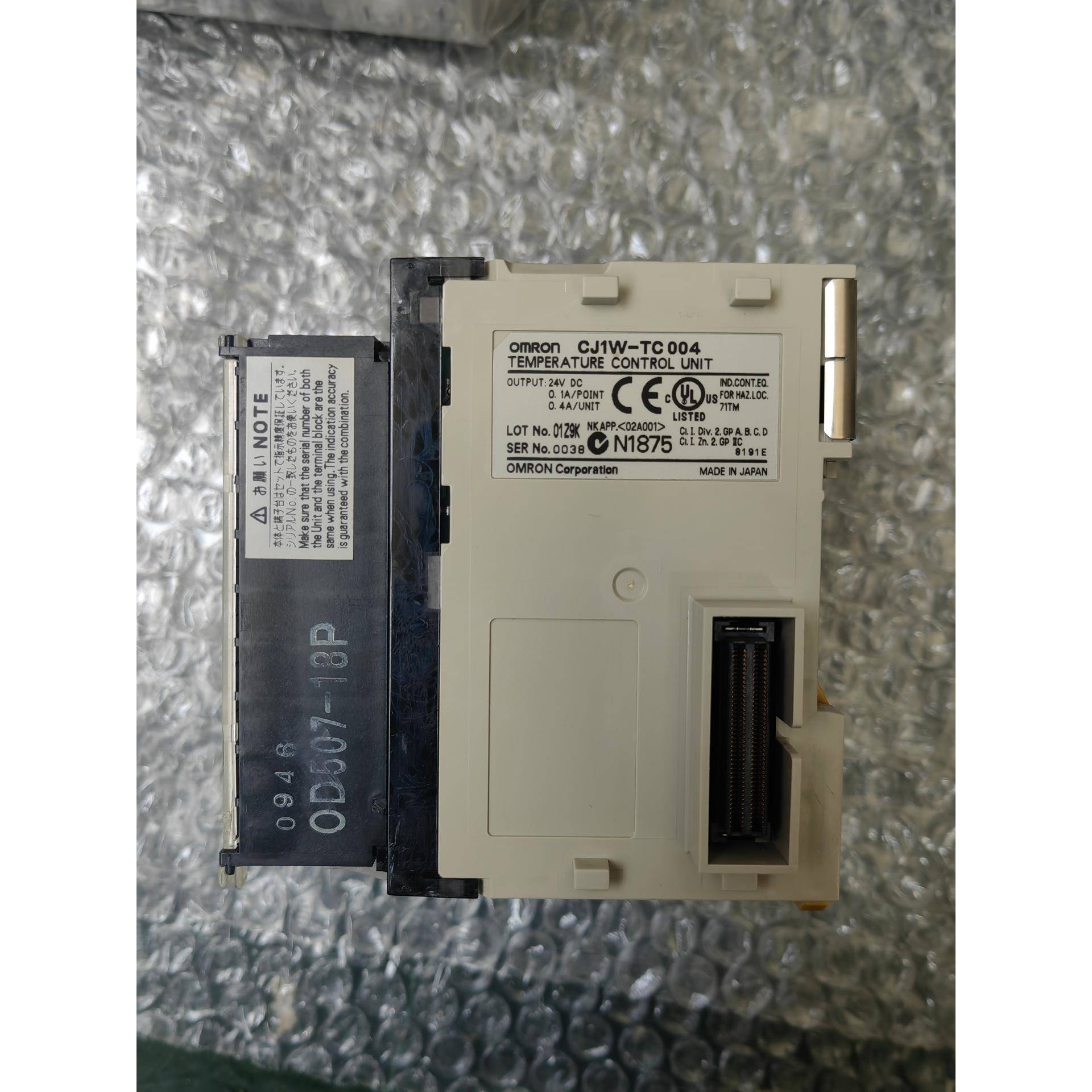 温度模块CJ1W-TC004 30个包，