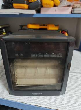 YOKOGAWA SR10006有纸记录仪，设备拆下来，前壳