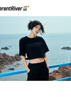 DifferentRiver2023夏季设计感露脐辣妹纯欲风性感短款垫肩T恤