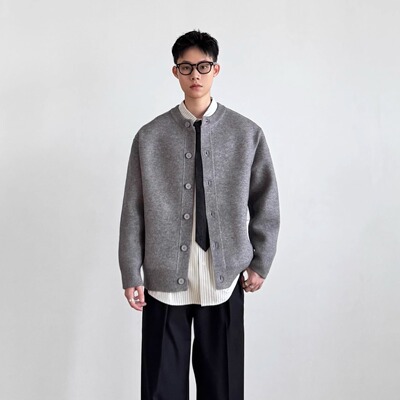 日系复古纽扣纯色针织开衫