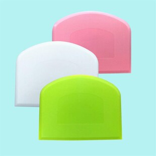 1PCs Plastic Dough Scraper Cream Smooth Cake Spatula Baking