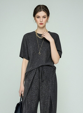 高级感休闲百搭款简约风舒适圆领短袖T恤女宽松松弛感度假风上衣