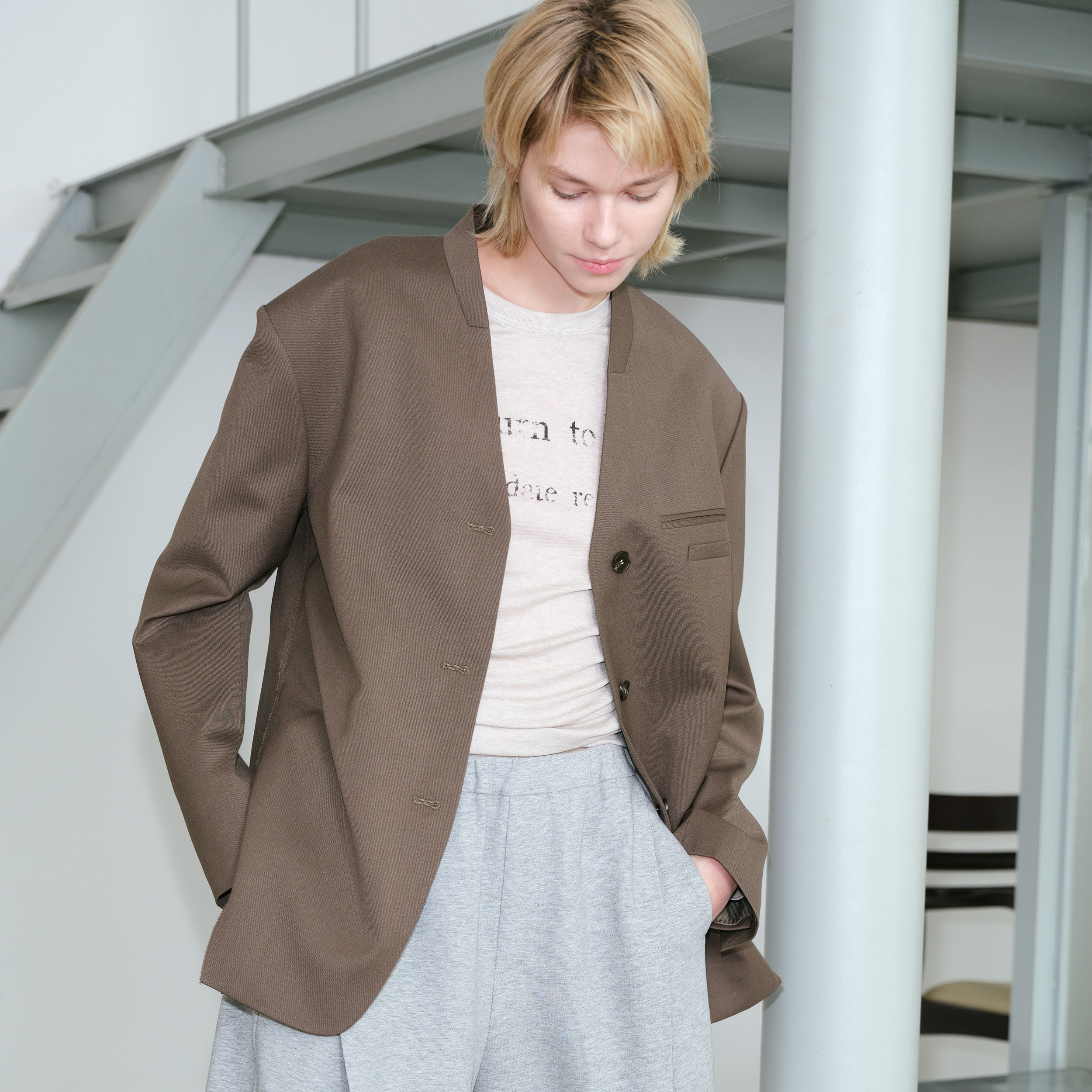 PHISM26年春夏新品V领西服无领女款休闲西装