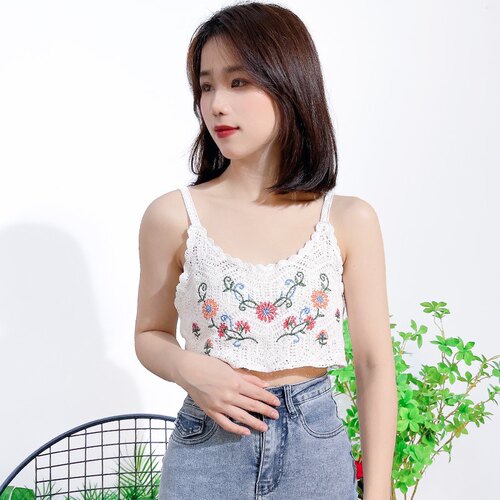 爆款2022新款小清新很仙的刺绣钩花外搭叠穿修身显瘦小吊带马甲女