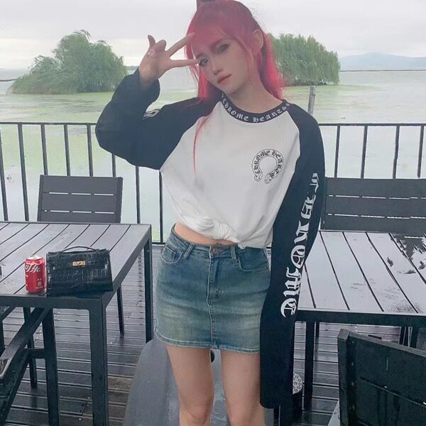 JAYA【CH克罗芯】梵文马蹄印花长袖男女同款黑白配色长袖情侣上衣