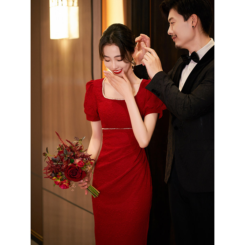 速发敬酒服新娘日常可穿酒红订婚礼服回门红裙子连衣简约设计感法
