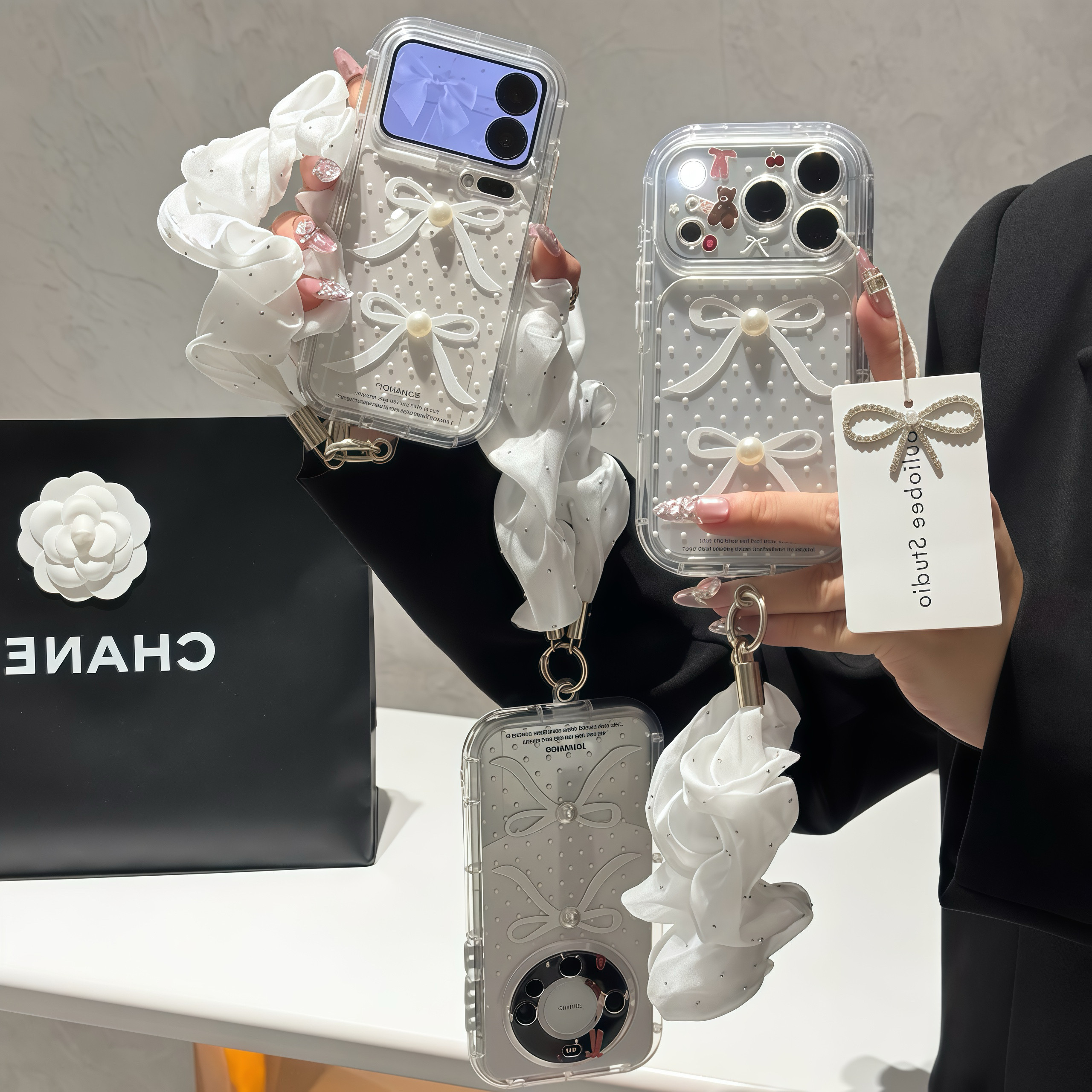波点双蝴蝶结适用iPhoneDuo苹果18promax挂绳手机壳17Pro新款彩虹壳vivoX500Pro华为Mate9080手机套小米18Pro