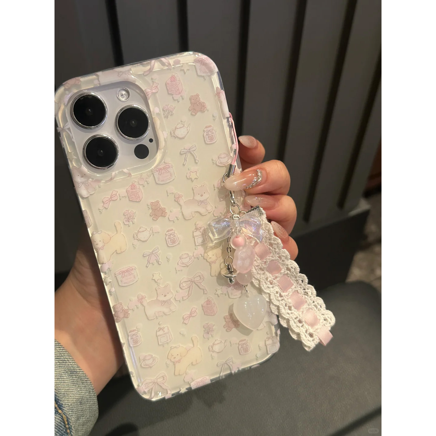 INS小狗适用苹果16/15promax手机壳iphone14pro可爱卡通13软壳12女新款双层IMD壳肤感防摔plus粉蕾丝爱心挂绳